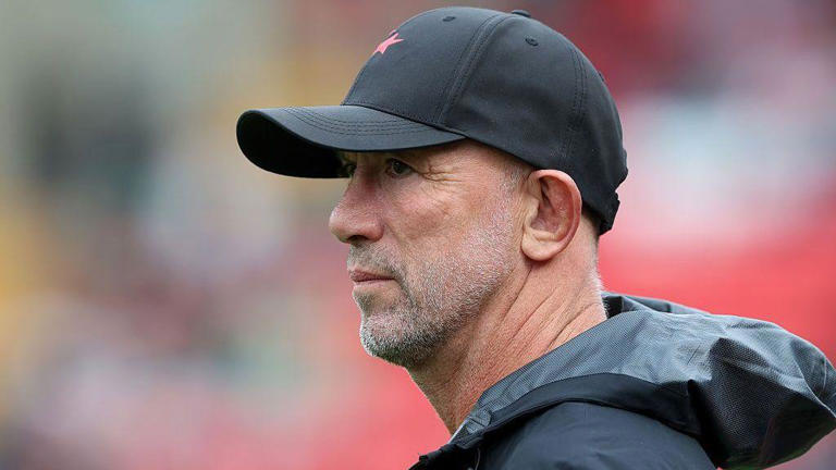 Saracens face fines over 'wine consultant' Venter's media no-shows