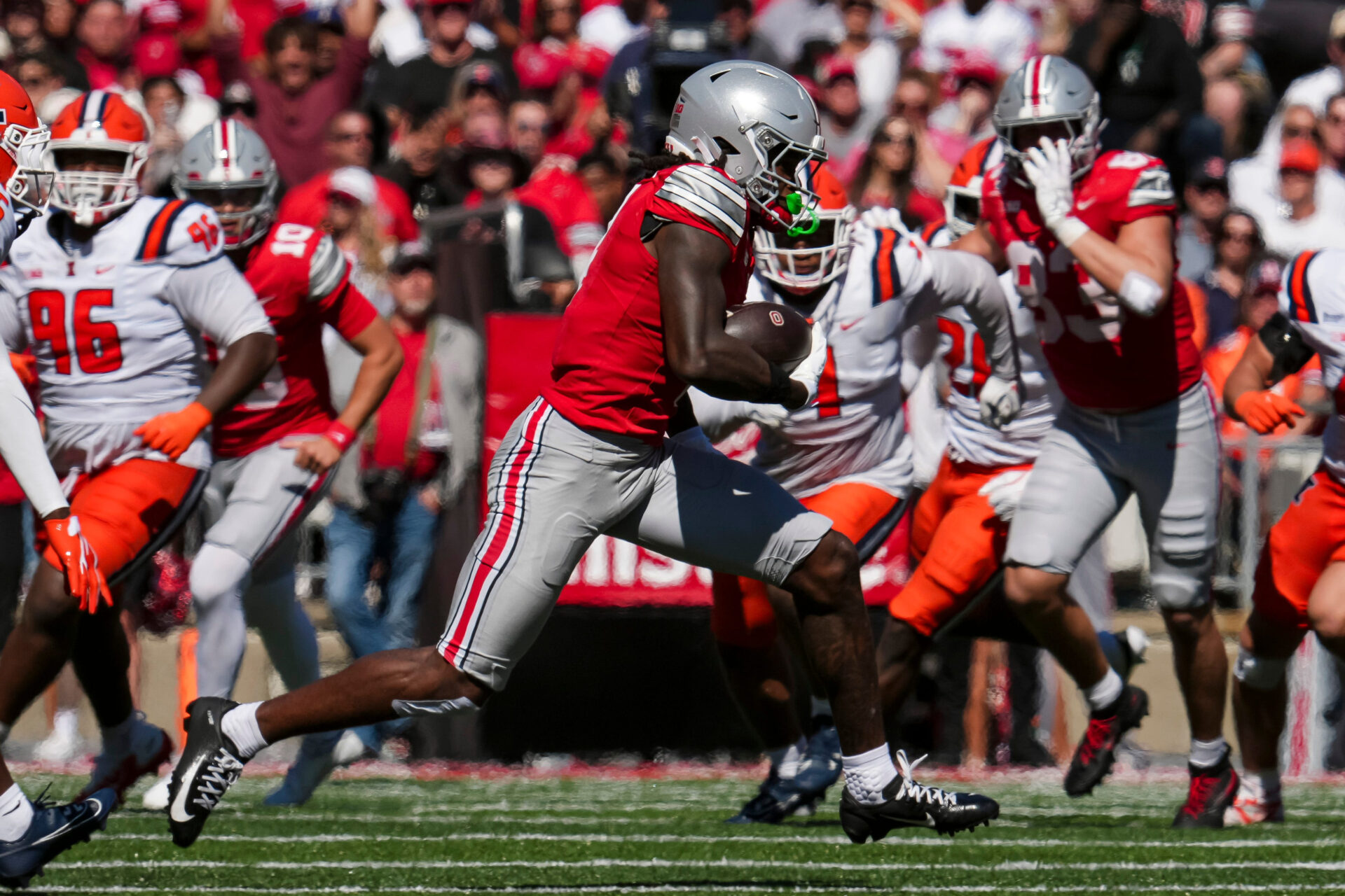 Ohio State star wideout Jeremiah Smith makes insane one-handed catch ...