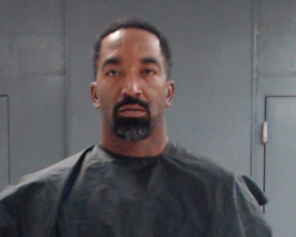 Former Knicks star JR Smith arrested on family assault charge
