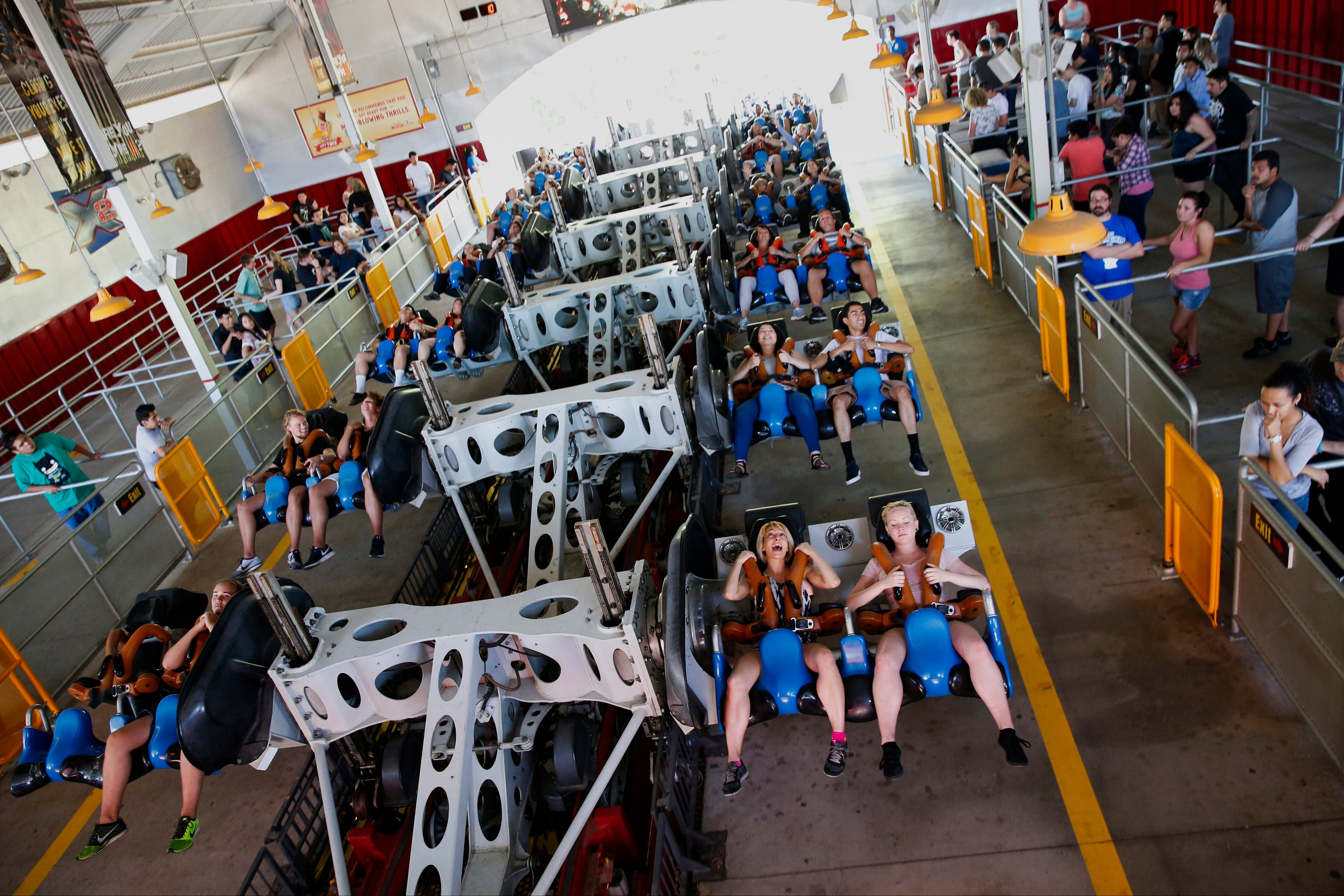 X2 roller coaster to close at Six Flags Magic Mountain