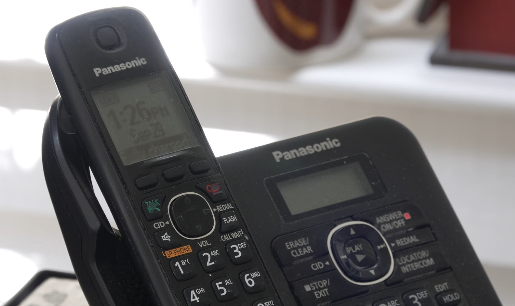 Congressional candidates and customers react to FCC’s pause on Verizon ...