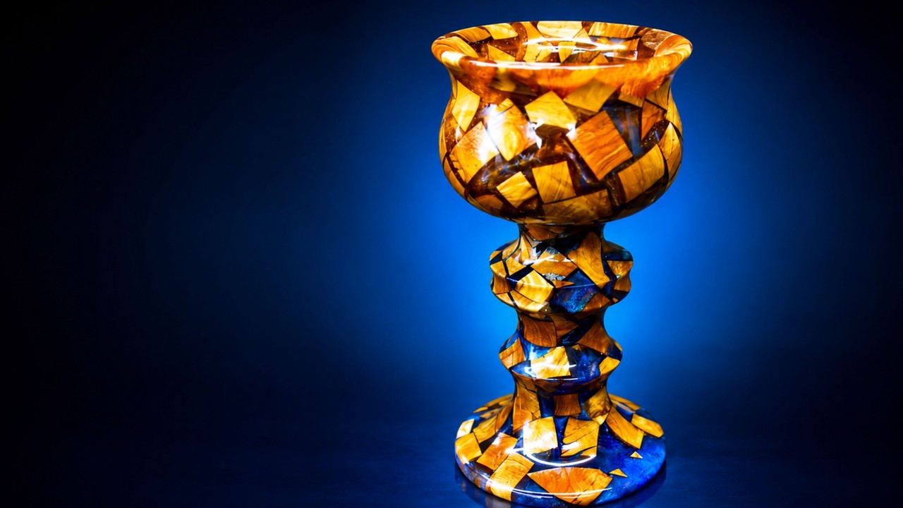 Revealing the beauty inside Australian mallee burl