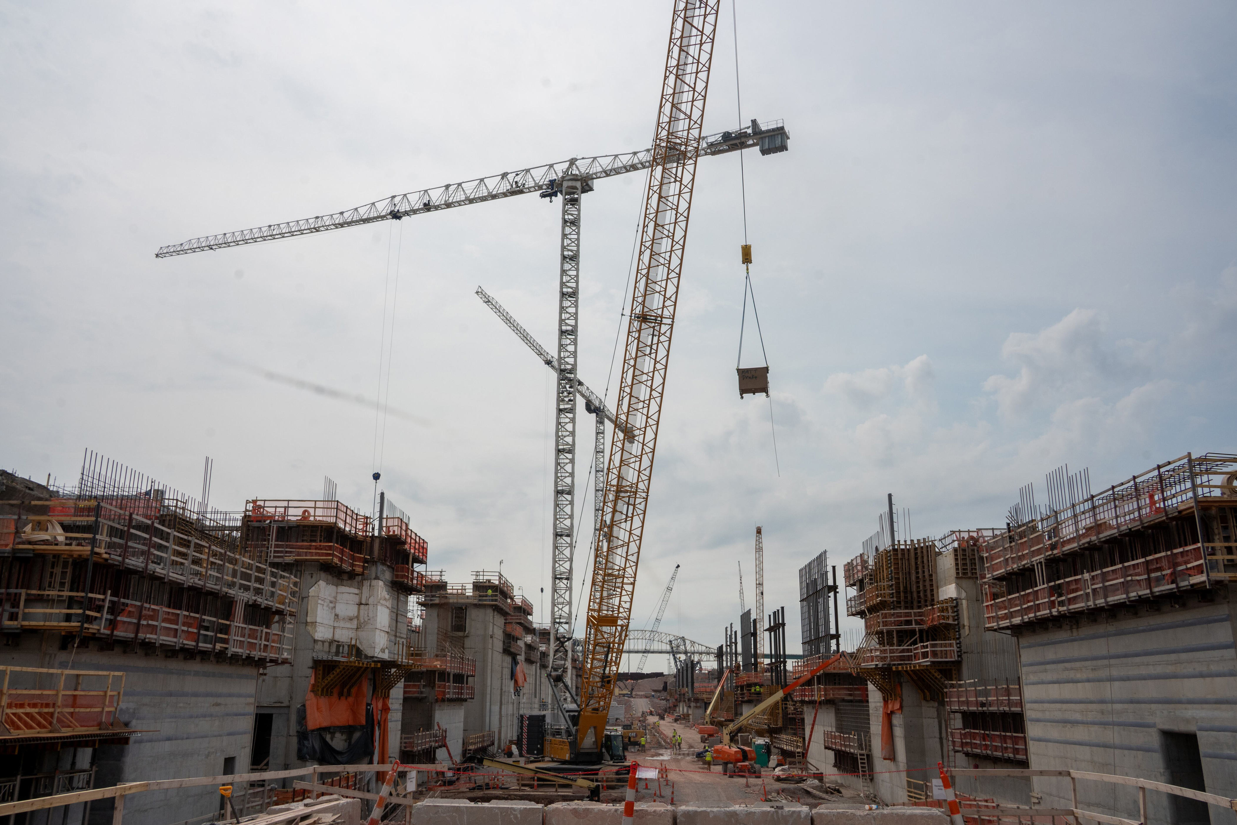 Soo Locks construction project reaches new milestone