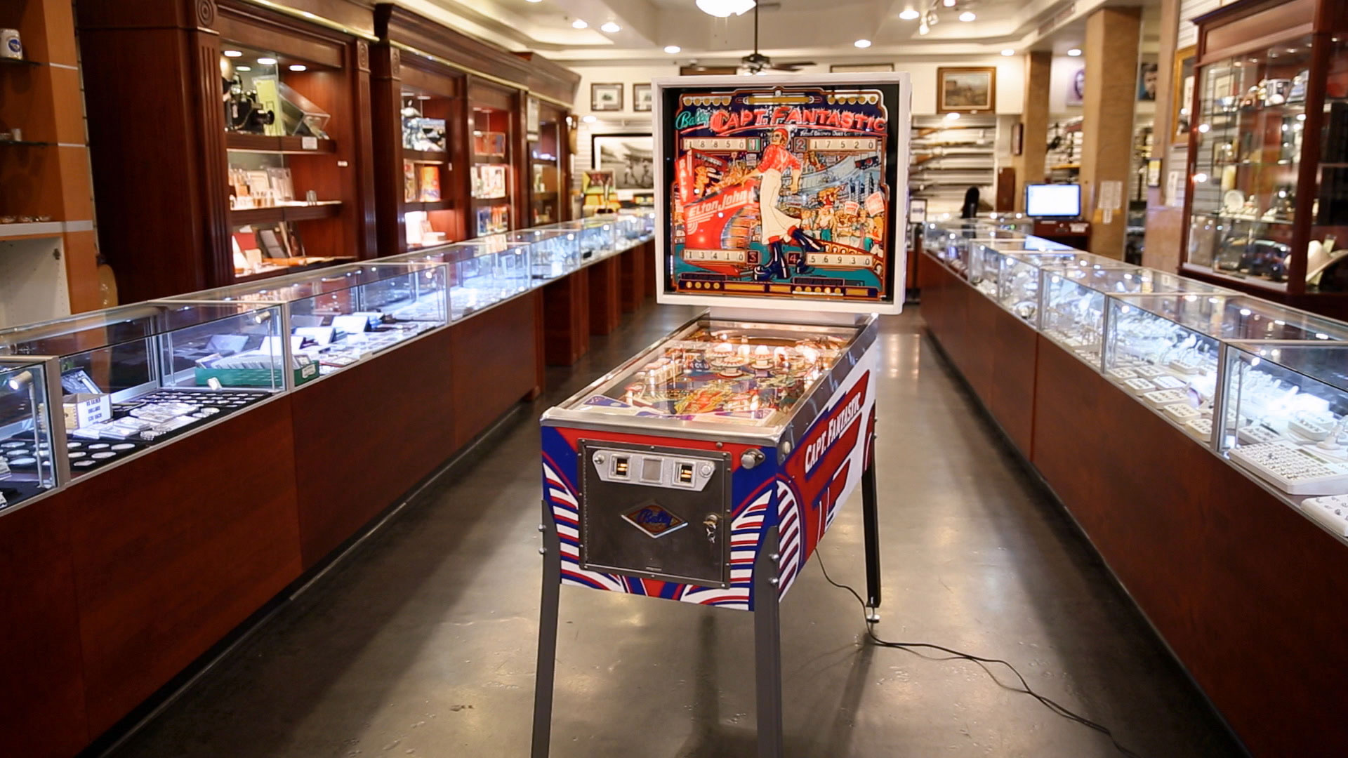 Elton John's Captain Fantastic pinball machine | Pawn Stars