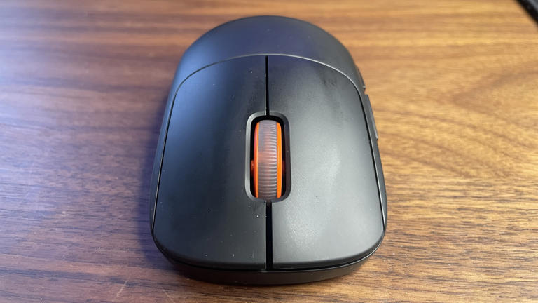 The SteelSeries Sensei Pro and Rival Pro ditch USB entirely