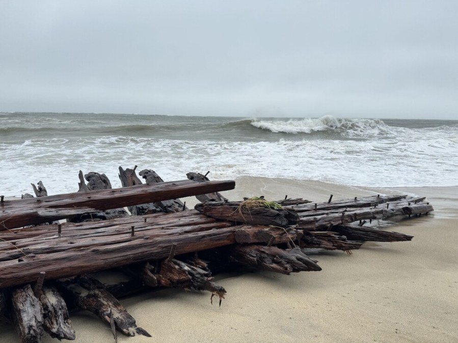 See it: Powerful nor’easter may have uncovered shipwreck from 1884