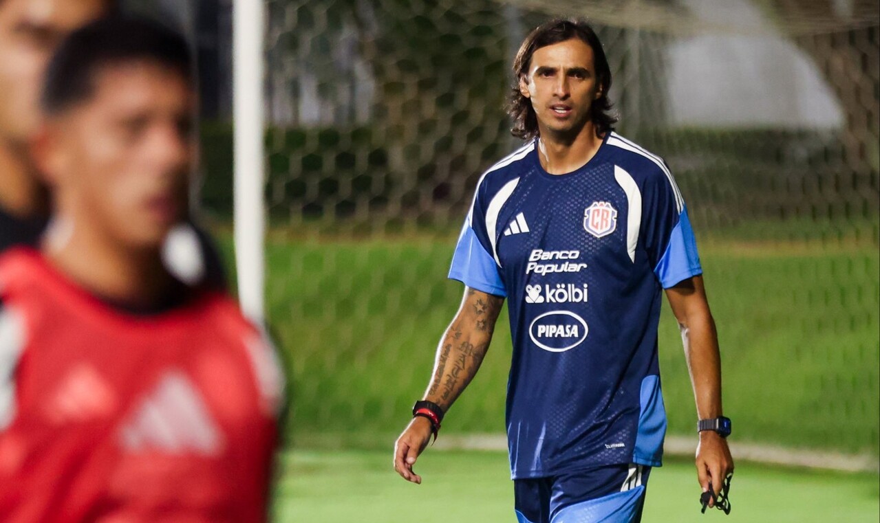 Costa Rica demite treinador no início do ciclo e confirma ex-Santos ...