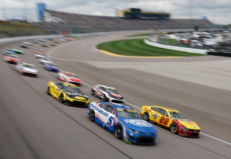 NASCAR shrugs off fisticuffs and swearing, heads back to old tracks as ...