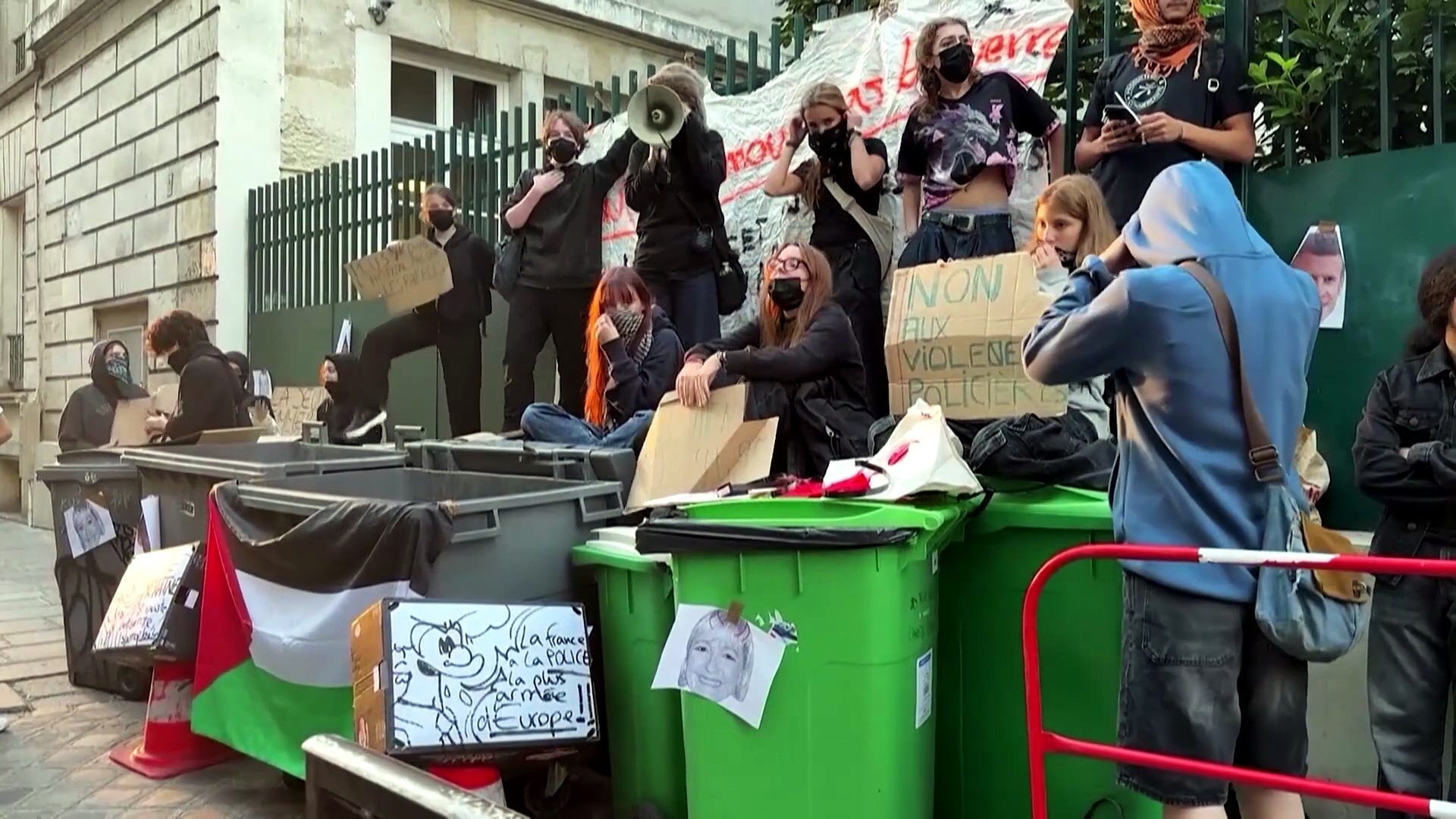 French students blockade schools nationwide to demand more resources