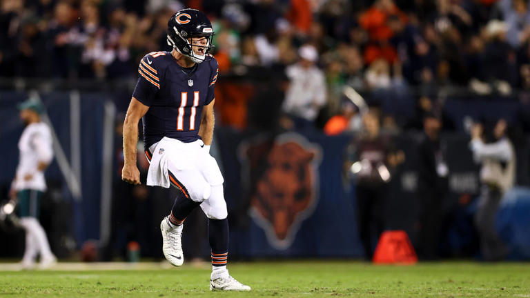 Case Keenum's performance vs. Eagles shows Bears shouldn't rush Caleb ...
