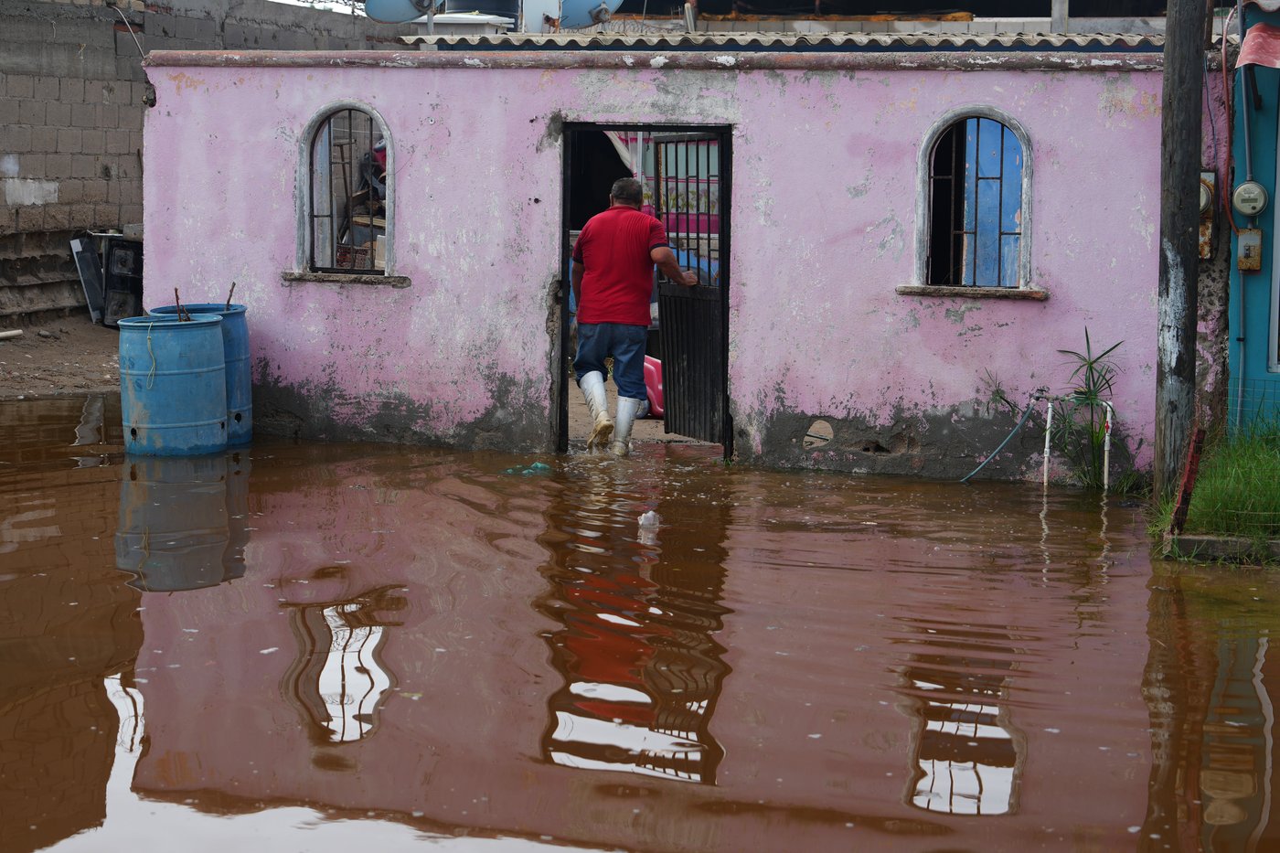 Hurricane Polo's remnants bringing more rain to flood-struck US Southwest