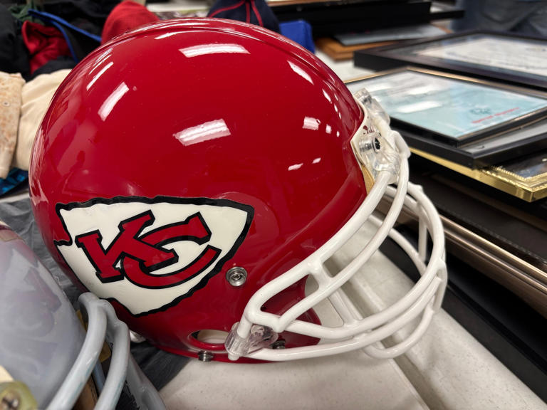 Rare Chiefs memorabilia discovered in storage unit goes up for auction