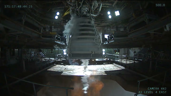 NASA fires up RS-25 Artemis moon rocket engine test for 500 seconds