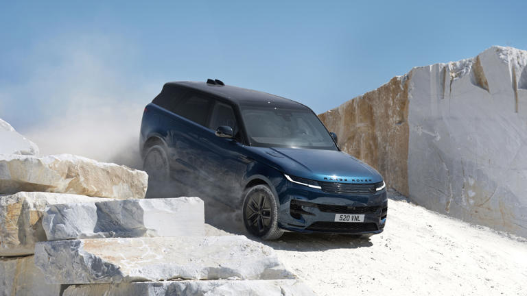Range Rover Sport electric arrives with 374-mile range and performance ...
