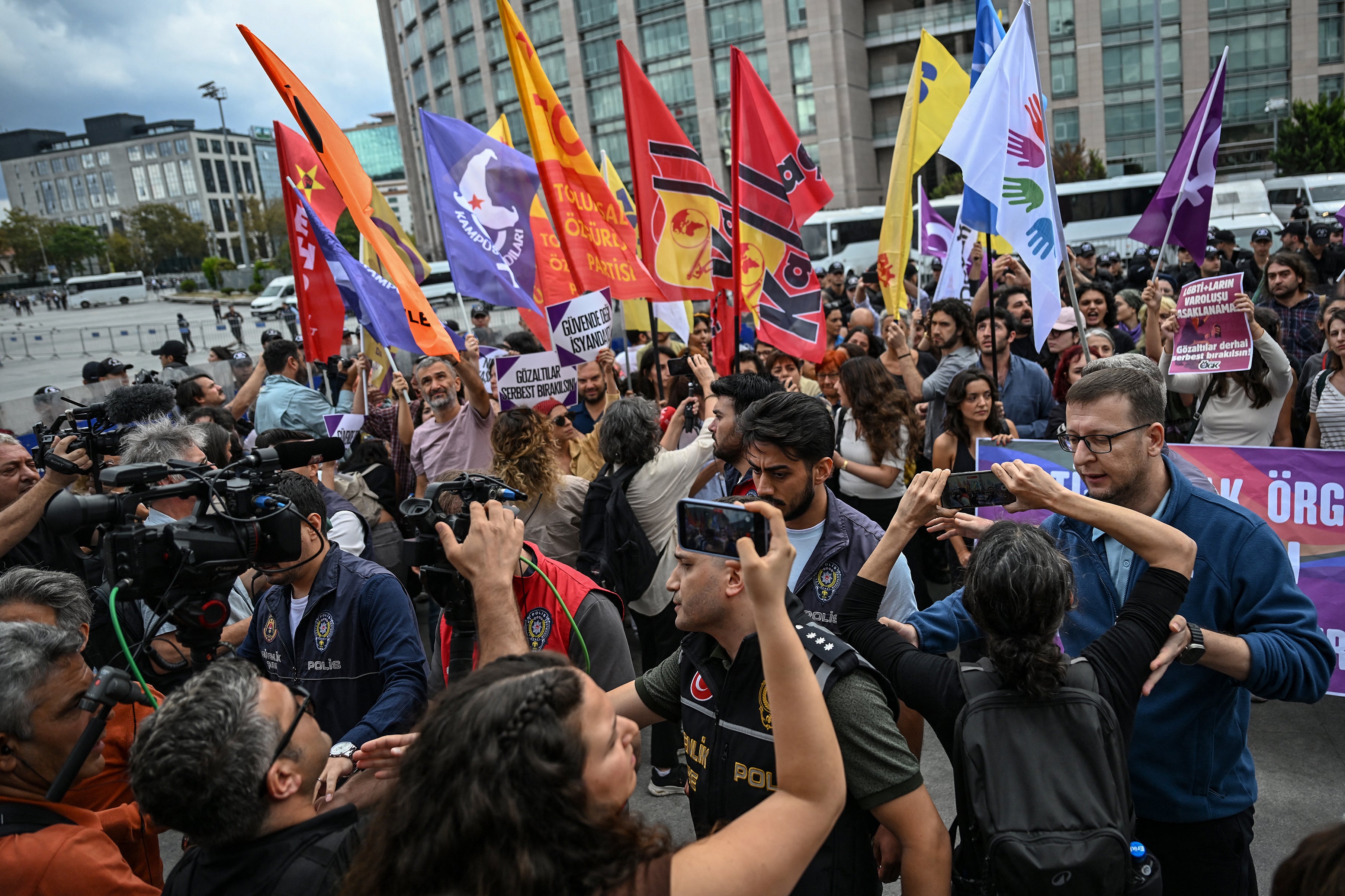 What it was like visiting Istanbul’s gay bars after police raids