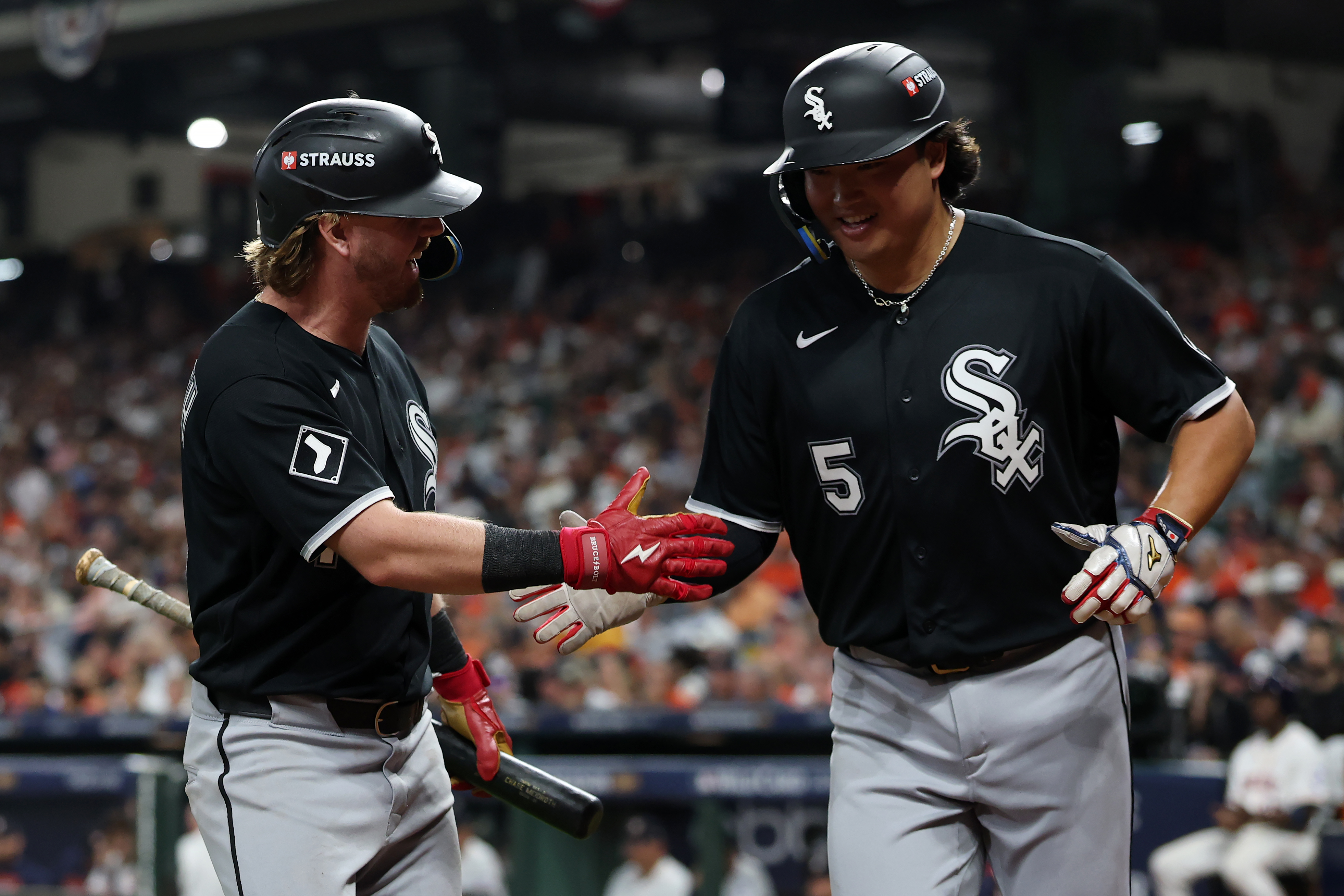 White Sox win battle of bullpen games vs. Astros, stand 1 win away from ...