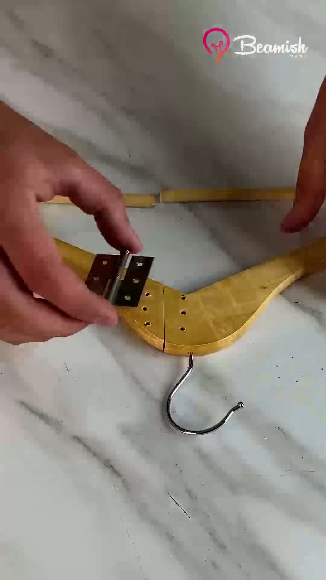 Clever laundry & clothing tricks #useful #clothes #laundry #tricks