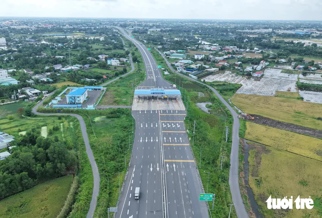 Chính thức thông xe toàn tuyến cao tốc Bến Lức - Long Thành lúc 0h ngày 1-10