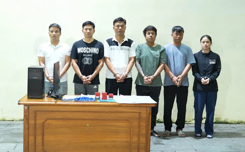 Công an TPHCM bắt nhóm đòi nợ thuê núp bóng doanh nghiệp