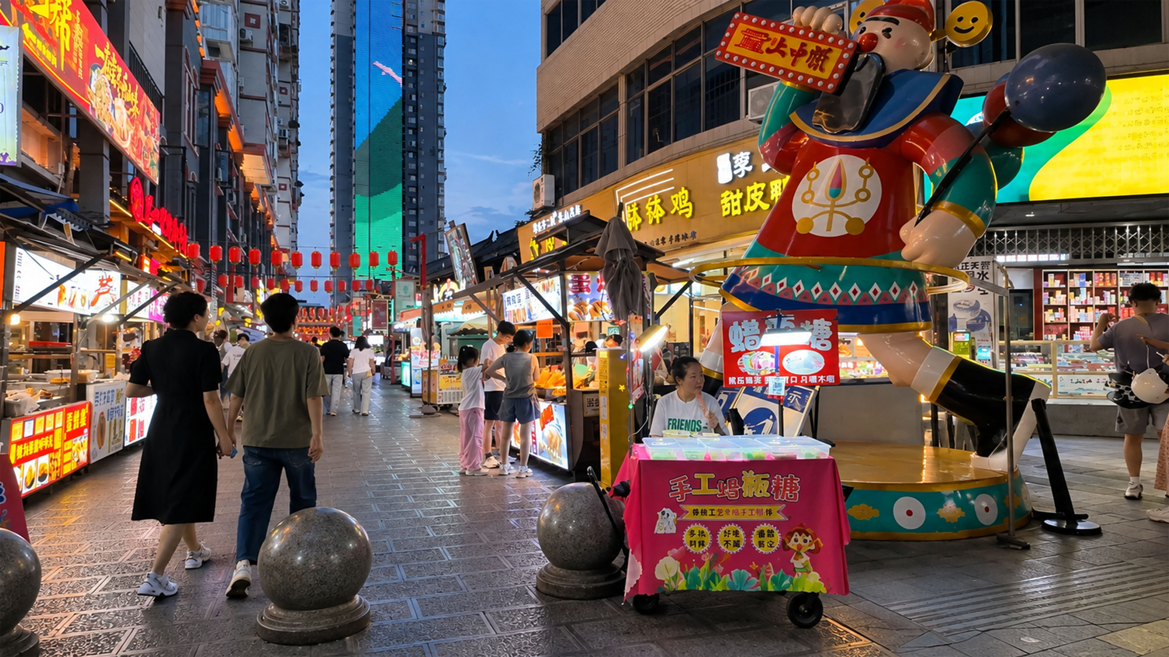 Leshan nightlife comes alive along this colorful food street