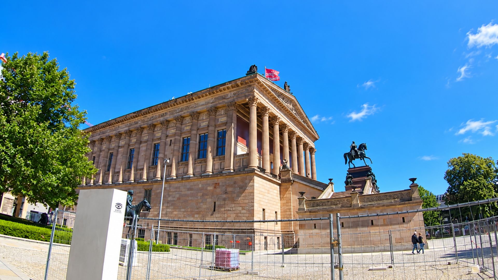 Berlin Museum Island walk with columns and historic monuments (4K)