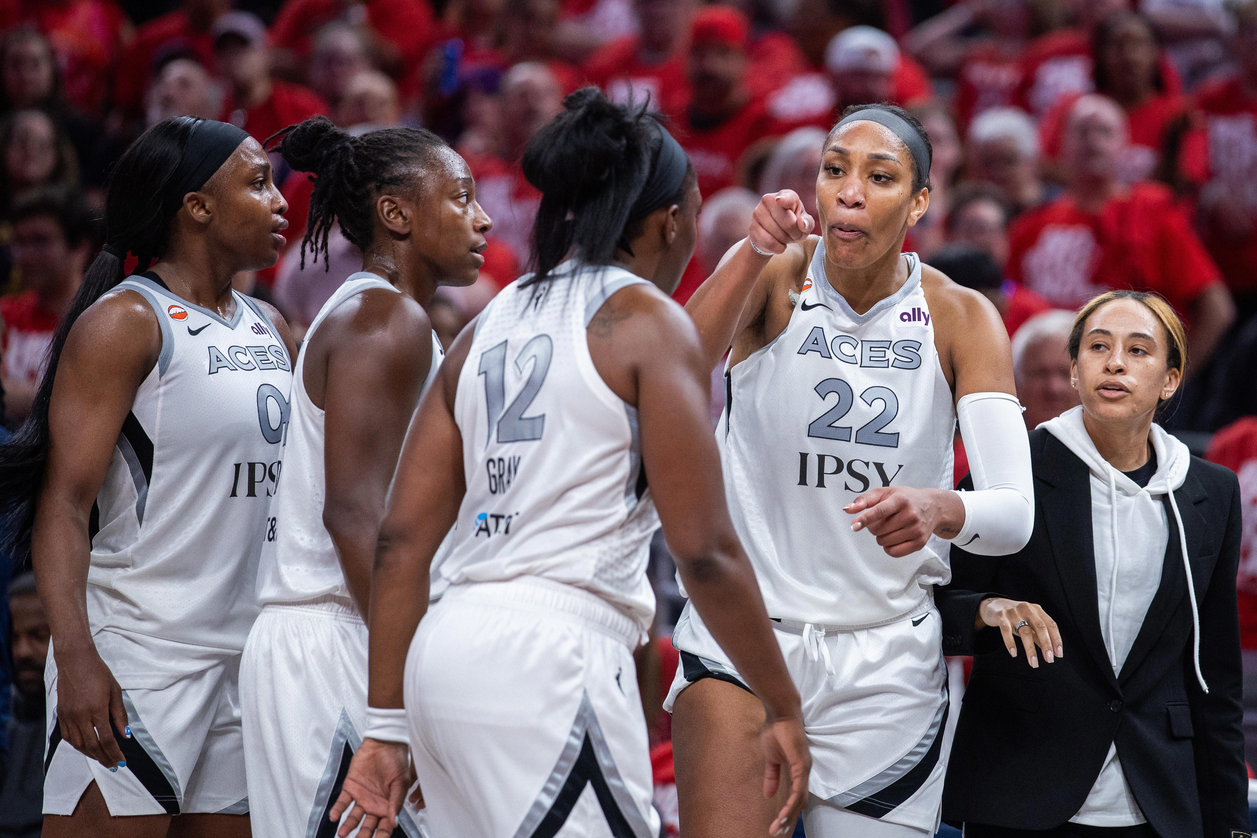 Sophie Cunningham reacts to A'ja Wilson's finger pointing at Indiana ...