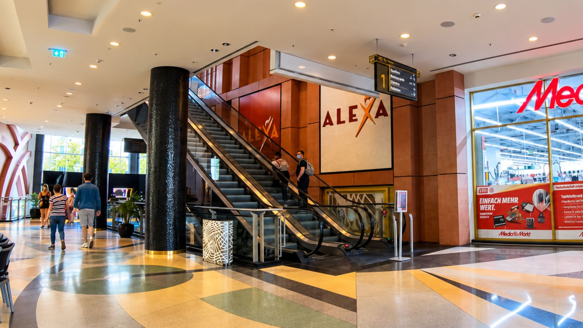 Inside Alexa Berlin’s multi-level shopping center (4K)