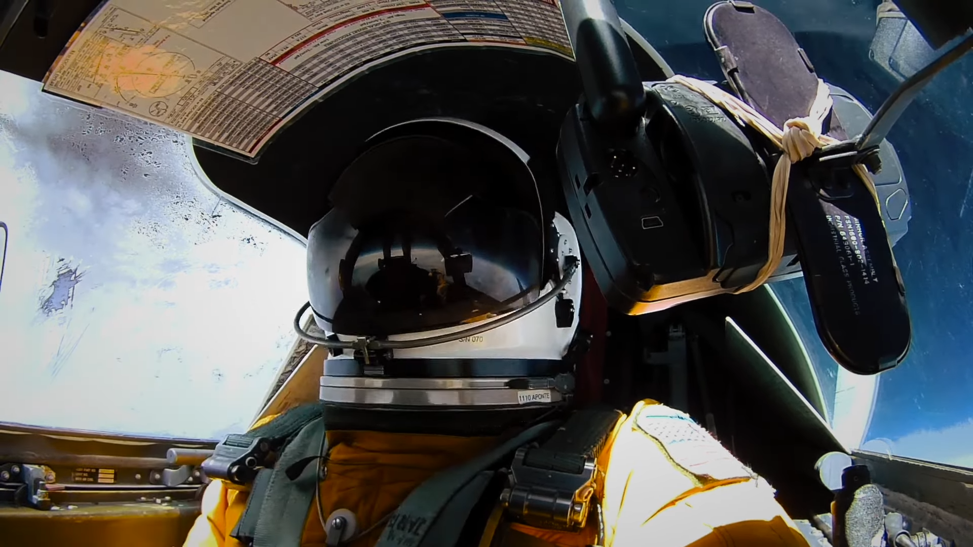 Remember when a CIA pilot flew the U-2 spy plane solo at death-defying ...