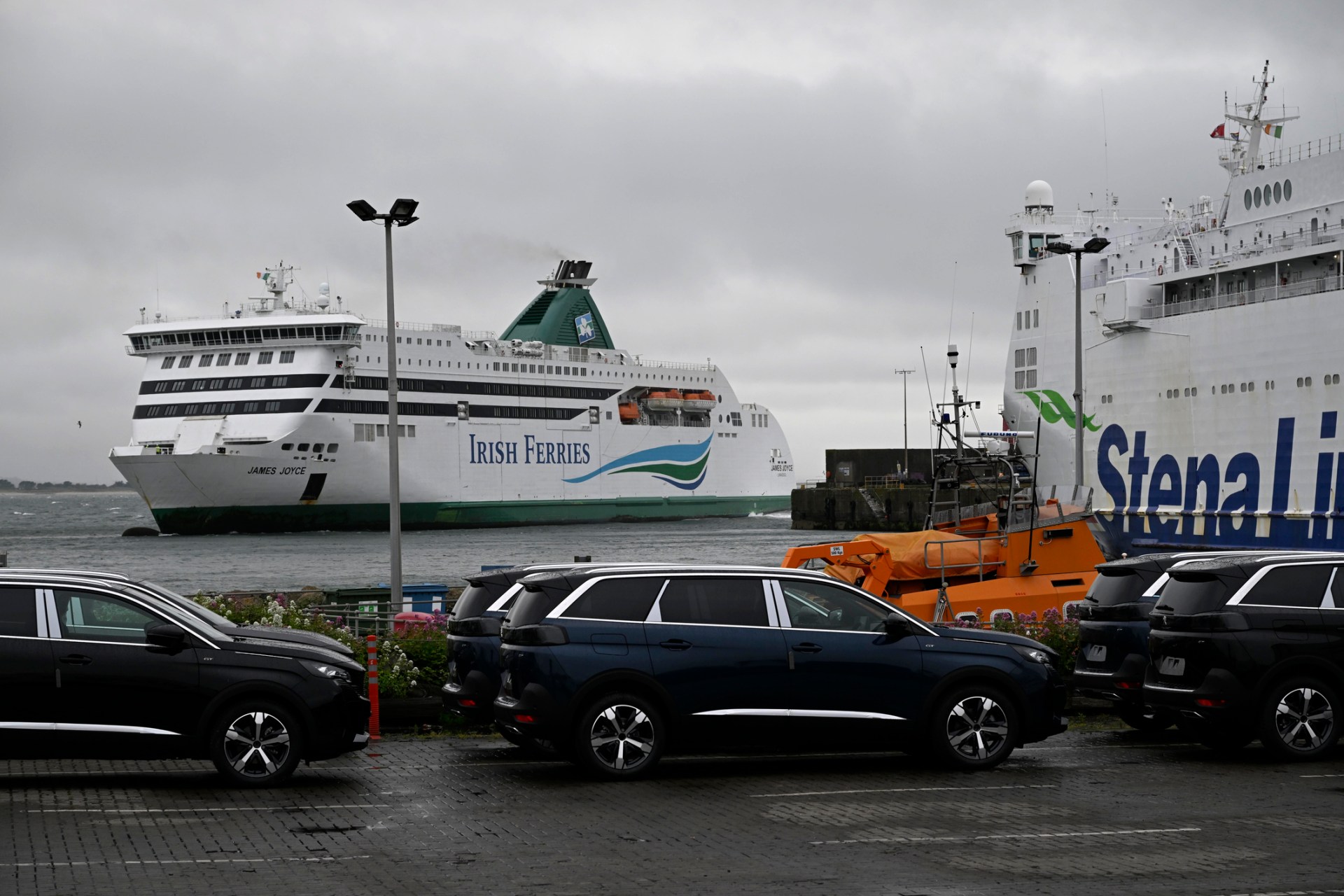 UK to Ireland ferry passengers asked to show passports for first time ...