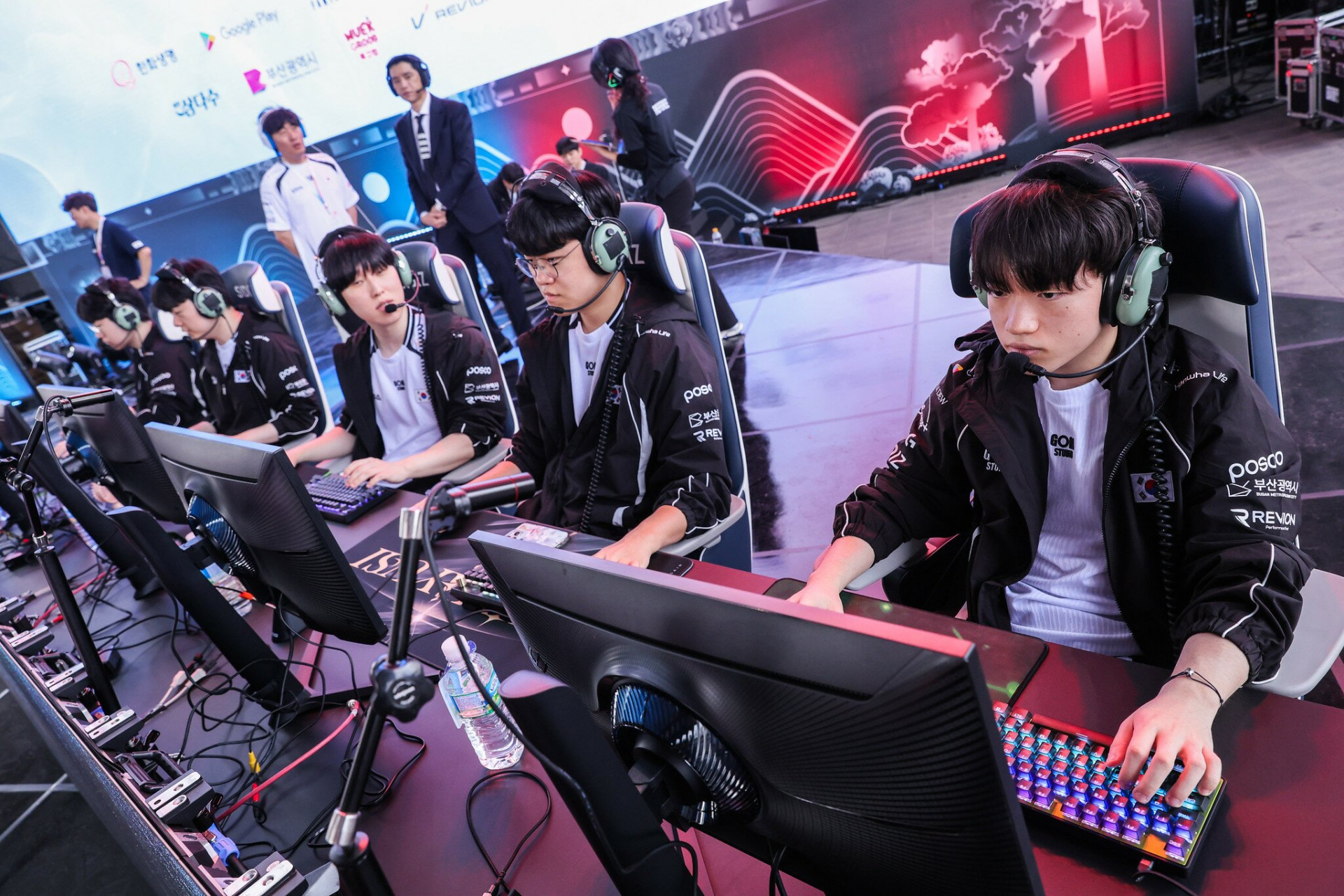 South Korea LoL defeats Hong Kong to go 3-0, advances to semifinals as ...