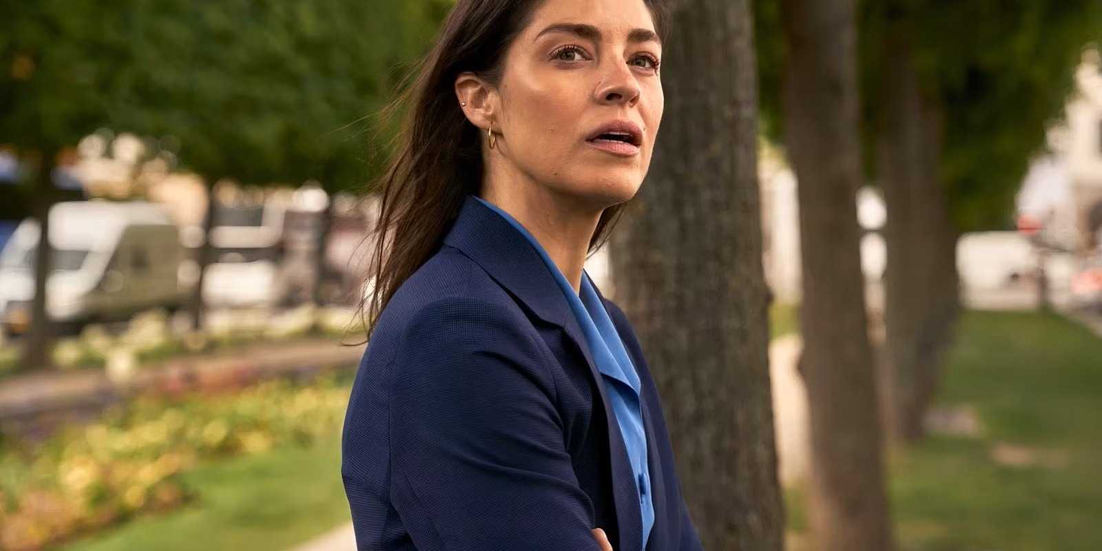 Jason Bourne meets Gone Girl in Netflix’s new 104-minute psychological ...