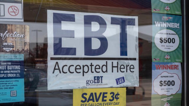 Massachusetts mom on SNAP says $722 was stolen after new chip EBT card ...