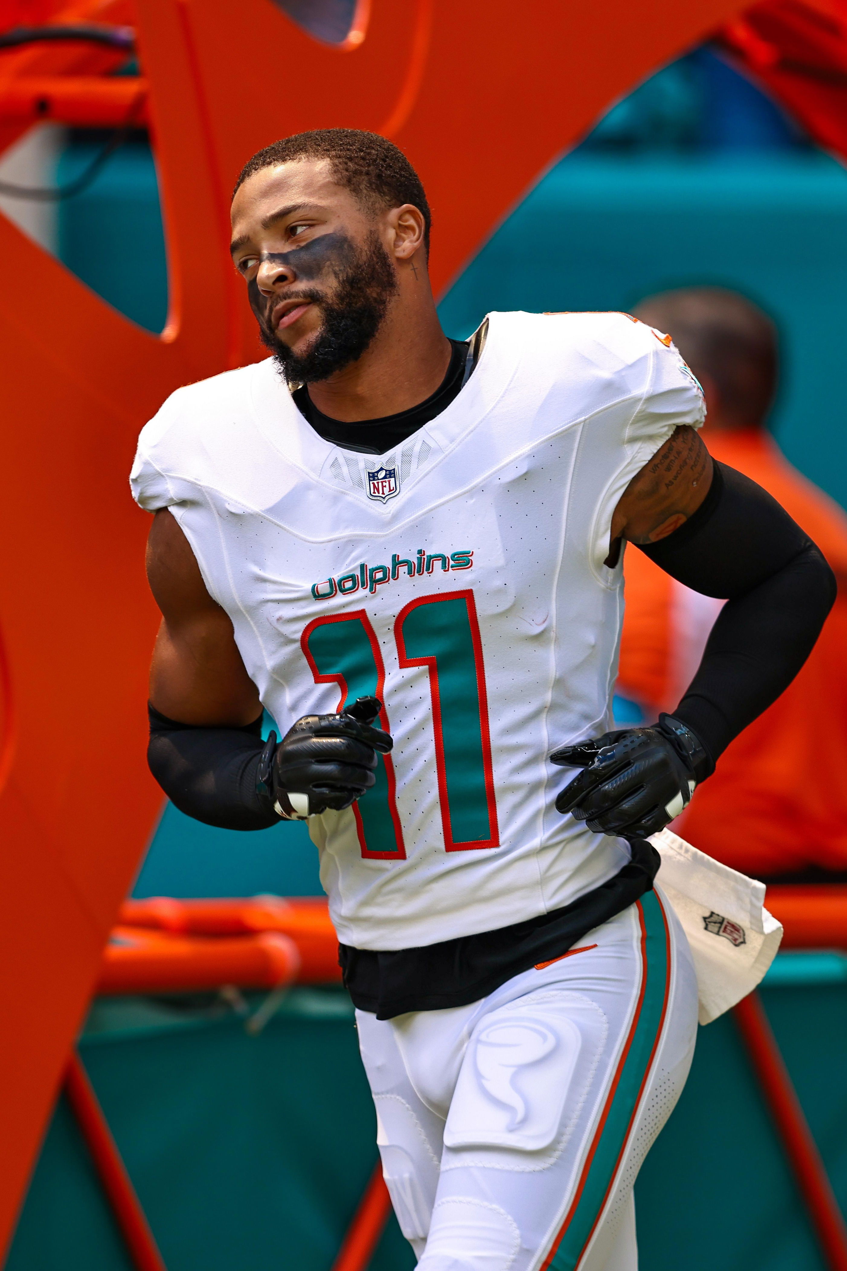 Miami Dolphins news: Safety changes, roster moves