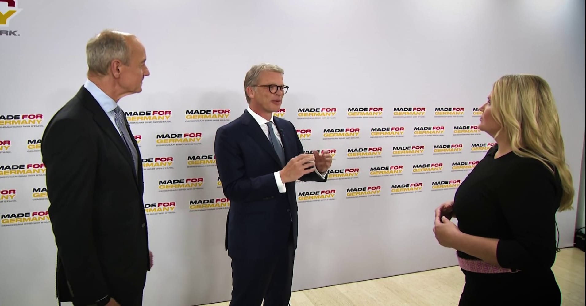 Watch CNBC's interview with Deutsche Bank's Sewing and Siemens' Busch