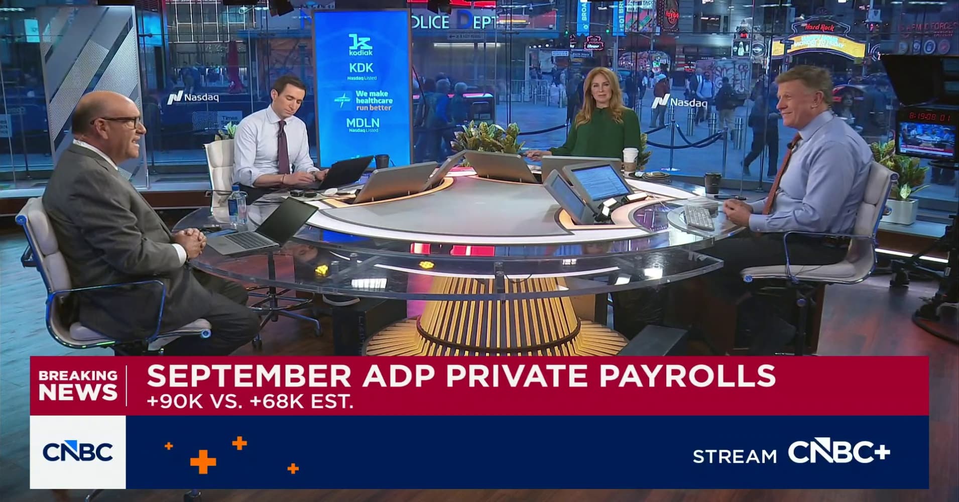Private sector jobs rose by 90,000 in September, better than expected ...