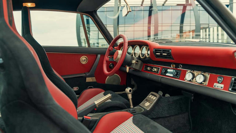 TechArt por fin fabrica un 911 restomod para plantarle cara a Singer