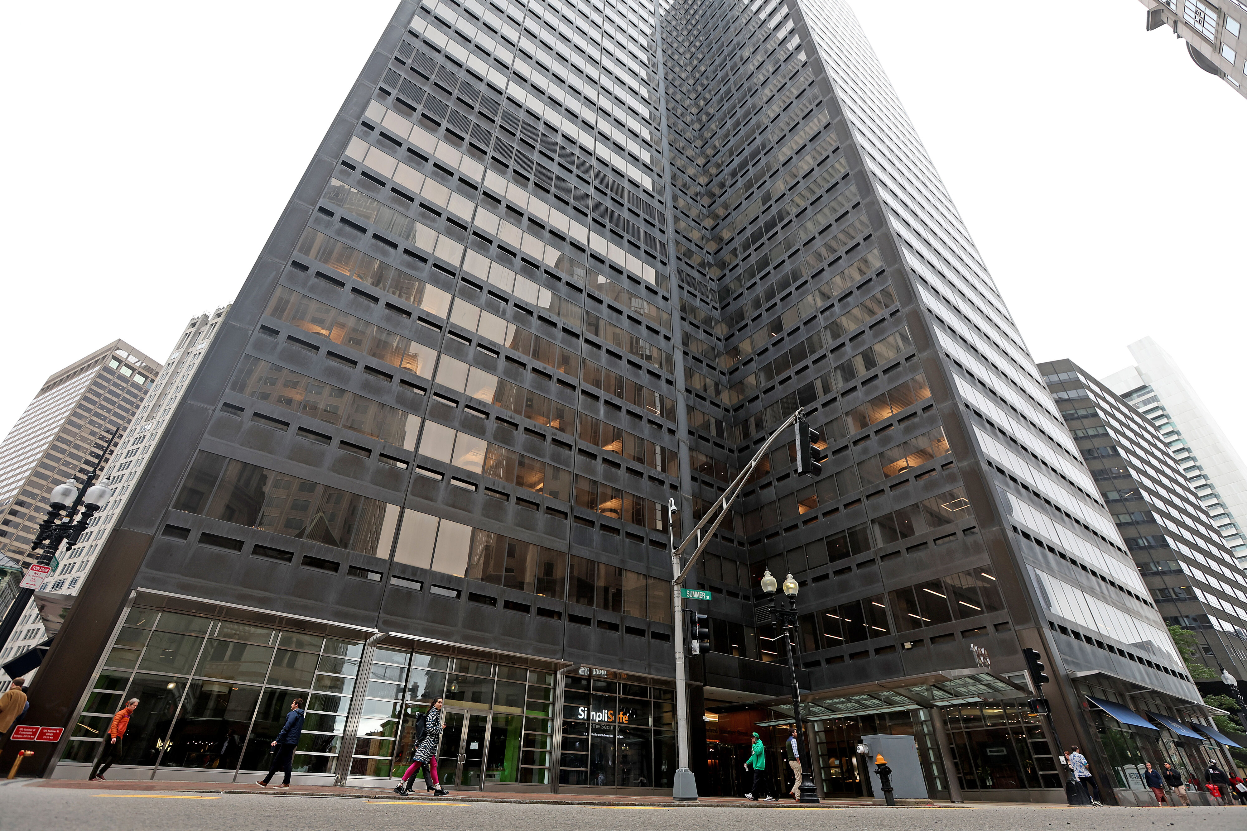 Downtown Boston office woes continue as another tower hits foreclosure ...