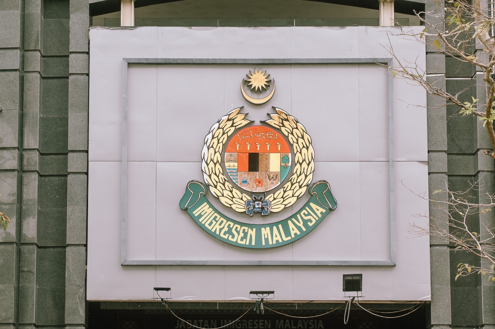 Immigration Dept denies social media claim that Myanmar teen was ...