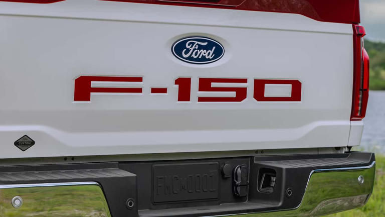 The two-tone Ford F-150 is back, but only for certain trims