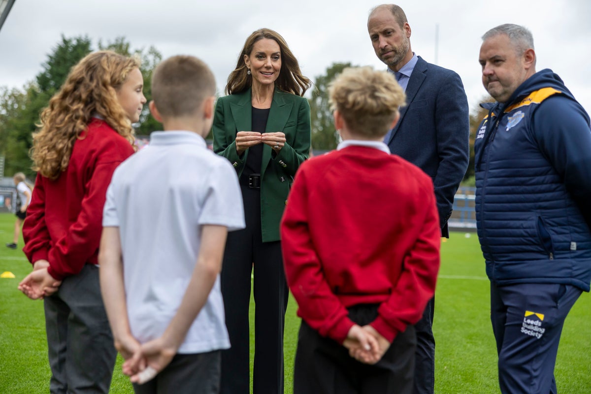 William and Kate surprise Kevin Sinfield on ultra-marathon challenge