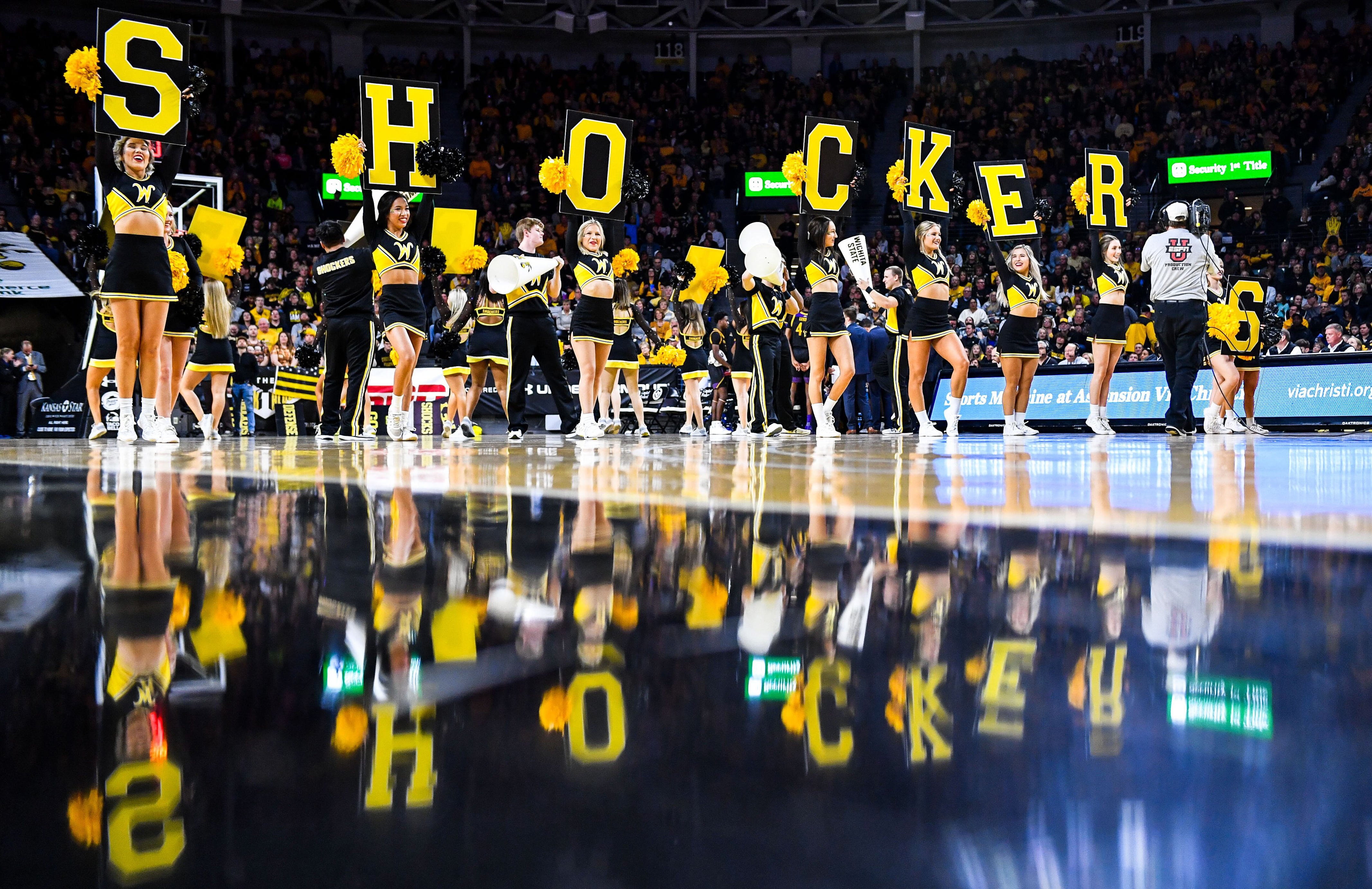 Wichita State center Will Berg donates 10 season tickets to Wichita ...
