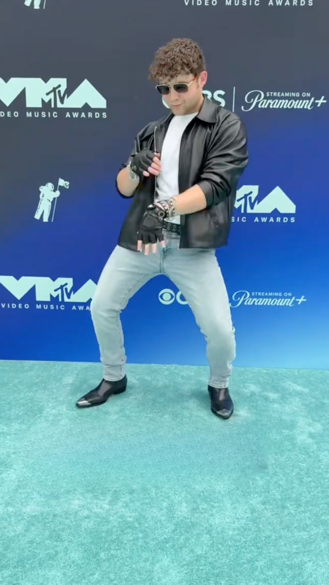 Queer artists gave George Michael the VMAs tribute he deserved