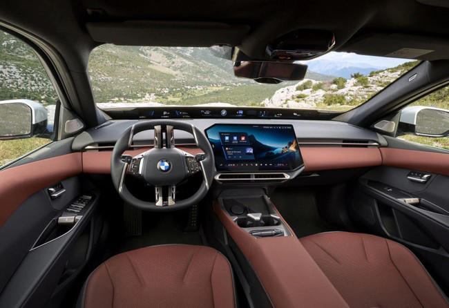 New BMW 3 Series revealed, with six-cylinder M350 xDrive confirmed for SA