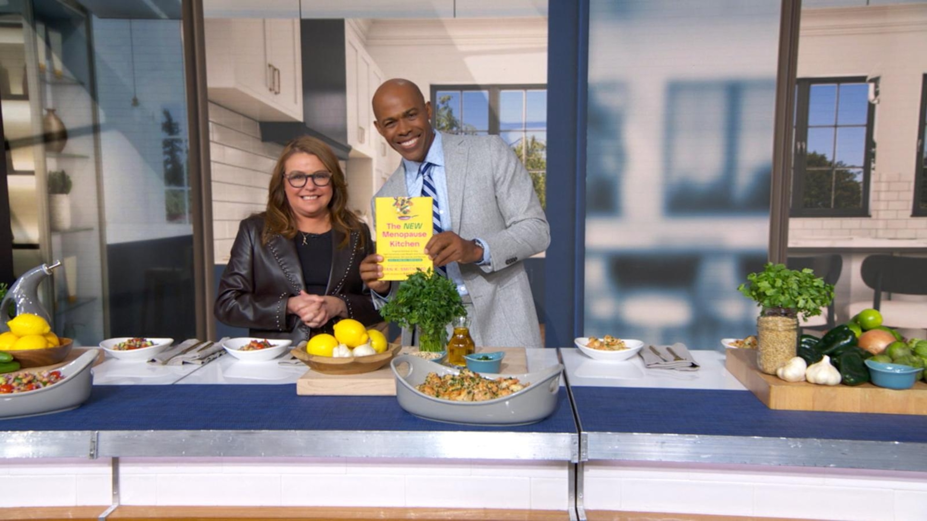 Rachael Ray, Dr. Ian Smith team up for new cookbook