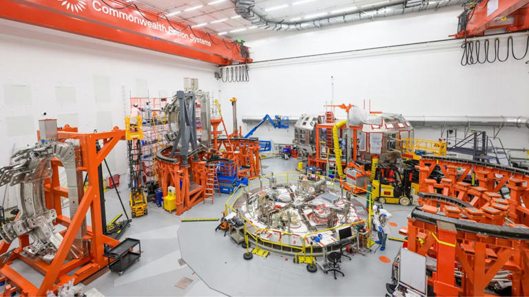 Bill Gates-backed nuclear fusion firm inks record 6,200-mile reactor ...