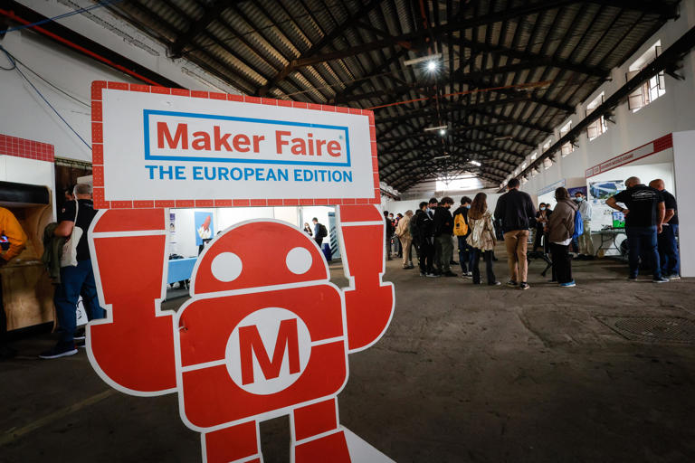 Dalla DeLorean al pedalò stampato in 3D, torna lo spettacolo di Maker Faire