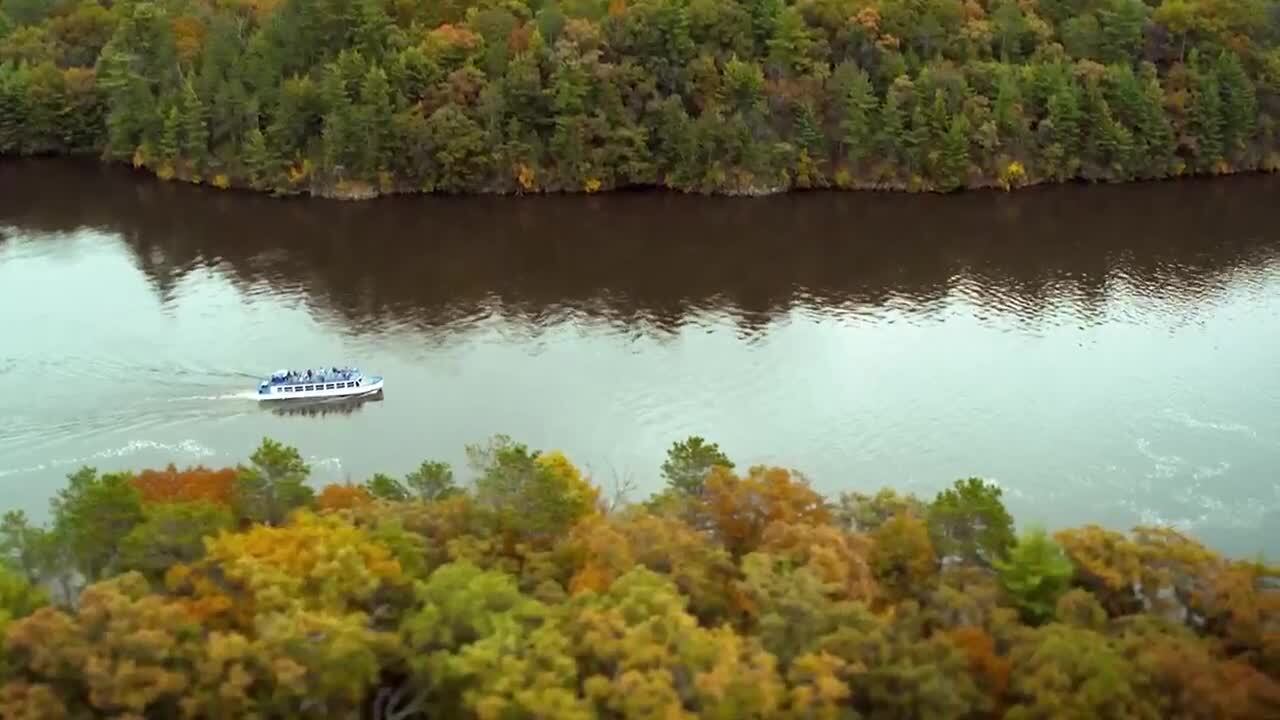 First alert: Fall colors forecast in Wisconsin
