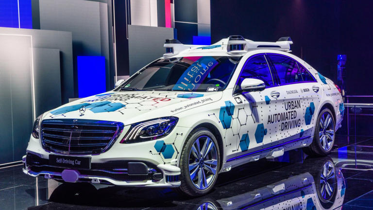 Mercedes-backed robotaxi company plans ‘several thousand’ cars by 2027 ...