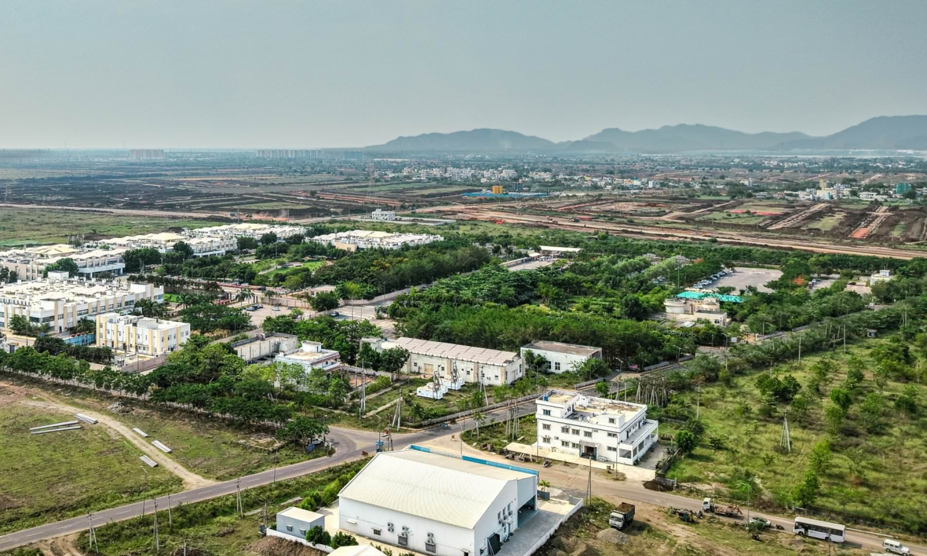 Failed capitals around the world: From India's £12billion abandoned ...
