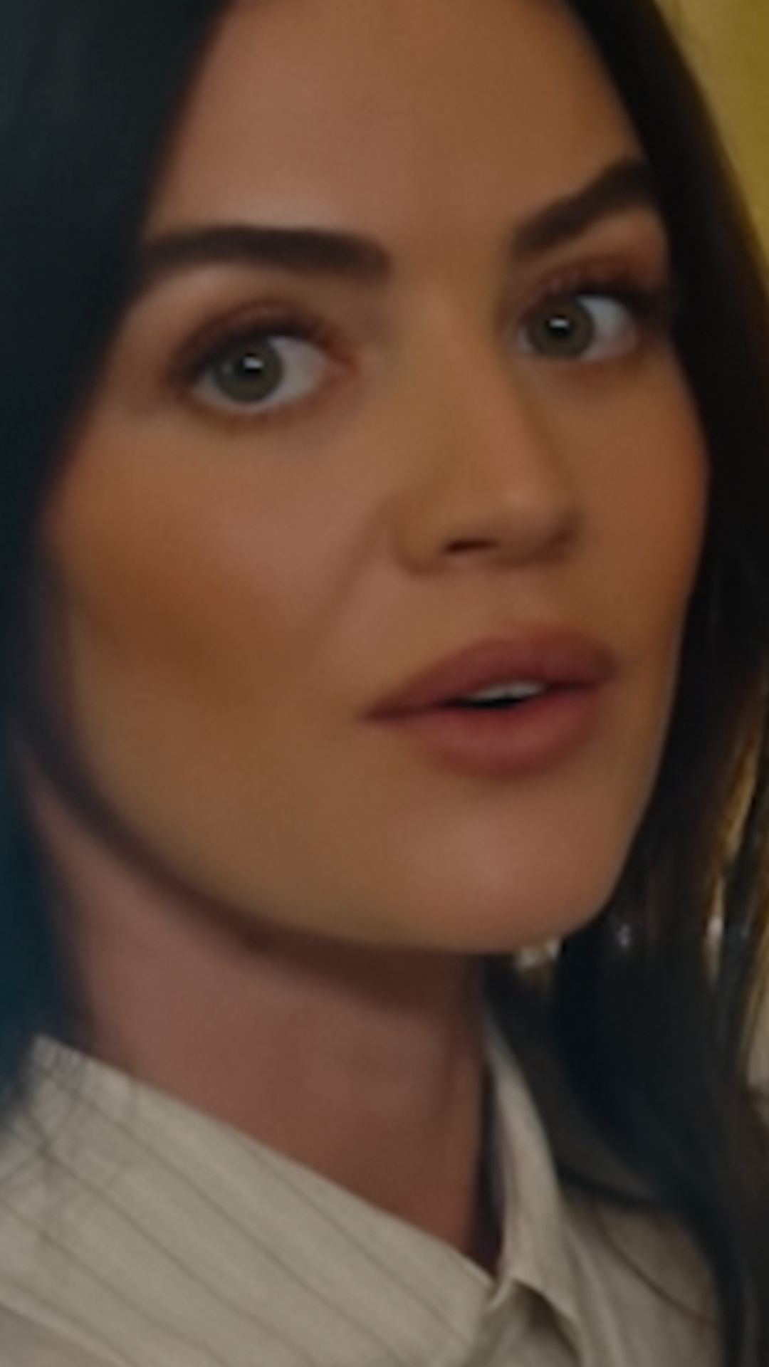 Lucy Hale read Pretty Little Liars before it was a show